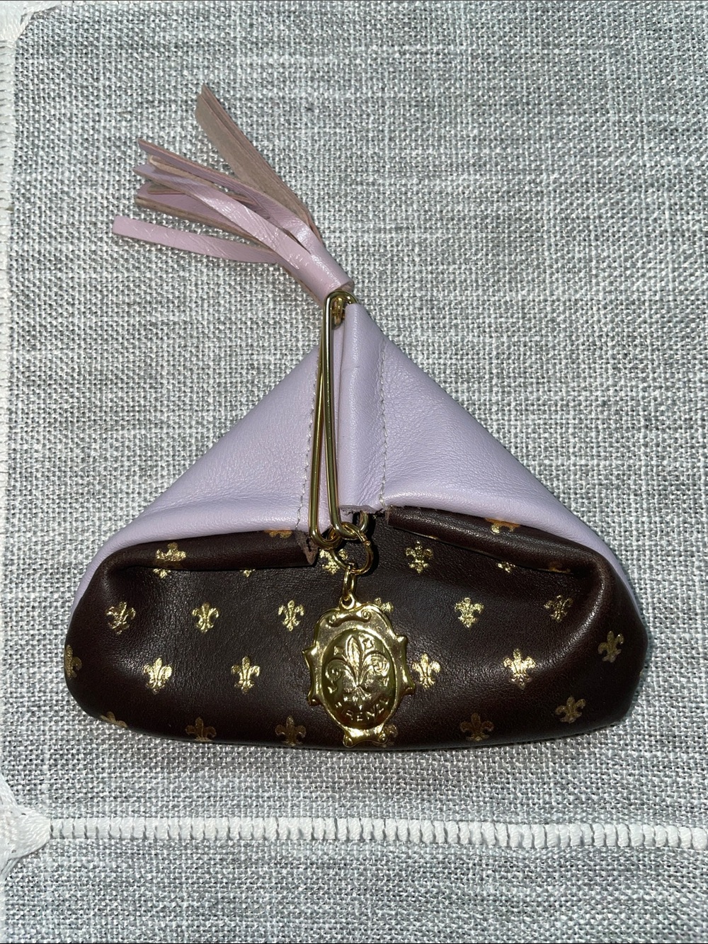 Vintage 90s Italy Firenz Fleur De Lis triangular  genuine leather coin pouch